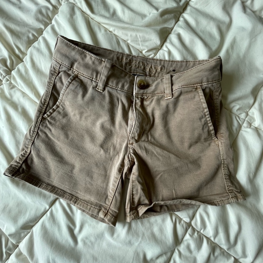 Khaki American eagle outfitter midi shorts